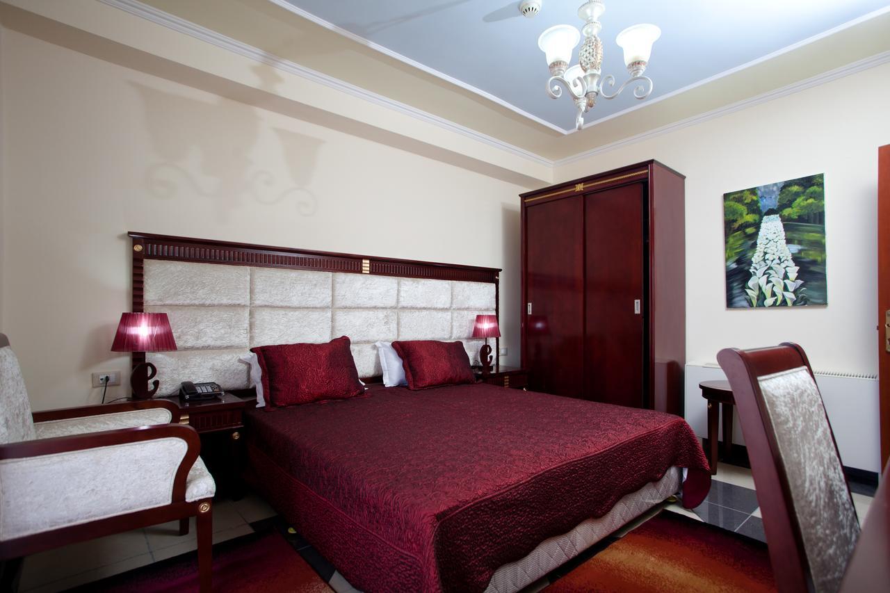 Orchidea Hotel Tirana Exterior photo